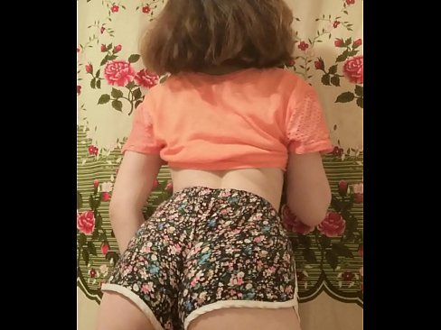 ❤️ Секси младо бебе кое ги соблекува шорцевите пред камера Квалитетно порно на mk.porn-milf300.ru ❌
