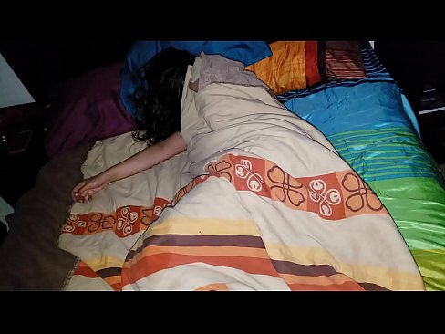 ❤️ Посинок ја кара својата млада маќеа додека таа спие. Квалитетно порно на mk.porn-milf300.ru ❌