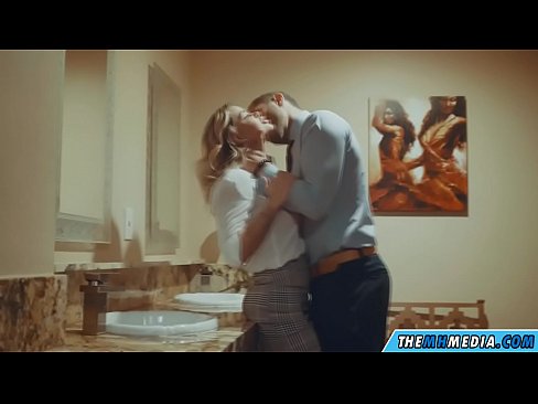 ❤️ Кога бујна русокоса ќе ве заведе во јавен тоалет Квалитетно порно на mk.porn-milf300.ru ❌